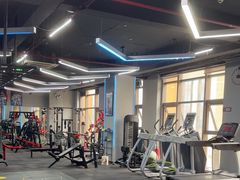 -豪思成DK健身私教连锁(凯乐国际店)