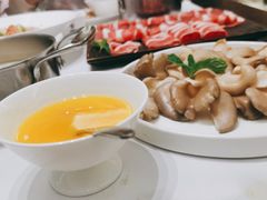 -红鼎豆捞·非遗鲍皇汤火锅(宝丰路店)