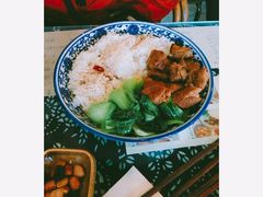 -蜗牛小馆醉乡民谣云南菜(惠新西里店)