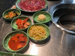 -欧巴炭烤肉오빠숯불구이(南京东路店)