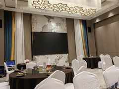 -忆江南·临江鱼馆