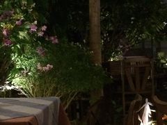 -Dash Teak House