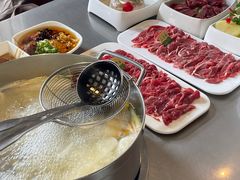 -牛德亨臻牛潮汕火锅(万邦时代店)