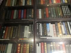 -钟书阁(松江泰晤士小镇店)