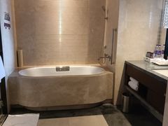 -舟山希尔顿酒店