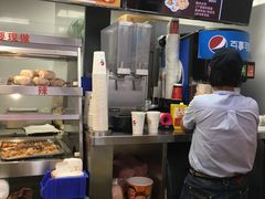 -华莱士·全鸡汉堡(五号路店)