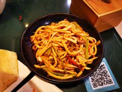 炒杏鲍菇丝-老昌春饼(中央大街店)