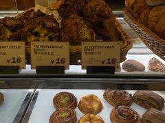 -MEEBO KAFEE米咖焙坊(虹桥路店)