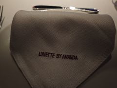 -弦月窗LUNETTE BY AMANDA(复兴路洋房店)