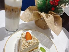 招牌燕麦蛋糕-COVA(新天地Xintiandi店)