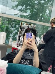 -变画·发型STUDIO