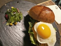 芝士汉堡-HIGH FIVE哈福手工汉堡(桂林路店)