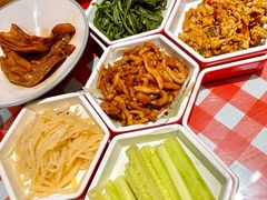 -老郑家东北春饼(龙悦居店)