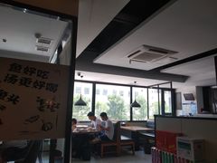 大堂-YUOZUO渝作·川渝冒肚(崂山店)