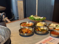 -草家酱蟹炭火烤肉店(珲春南路一店)