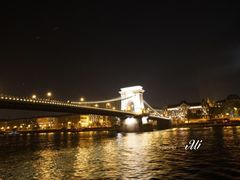 -塞切尼链桥