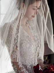 -不晚国际婚纱礼服