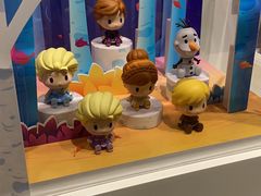 -泡泡玛特POPMART(上海环球港店)