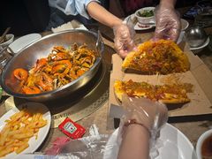 -七欣天香辣蟹火锅(上海银亿滨江店)