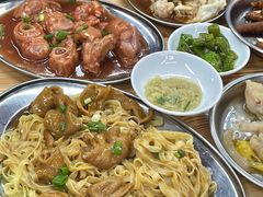 -潘先生牛杂煲·客家小碗菜(兰花路店)