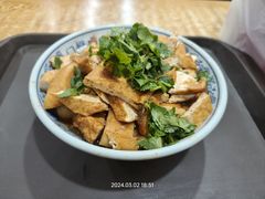 -门框胡同百年卤煮(前门店)