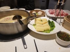 -煲王粤菜餐厅(中侨中心店)