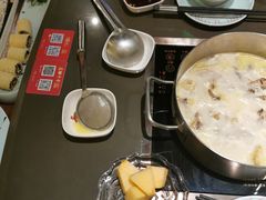 -捞王锅物料理(上海世茂广场店)