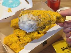 -BHC炸鸡(明洞总店)