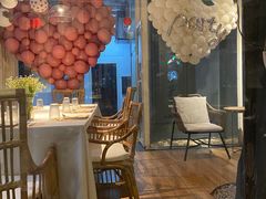 -春树下·树屋花房西餐厅(罍街AS1980店)