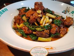 -德彪酒馆围炉串串