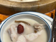 -滇香肴·云南菜蒸汽石锅鱼(云南北路店)