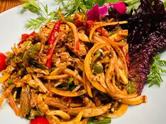 -老滇山寨•云南特色菜•地方菜•民族风情歌舞表演(金碧店)