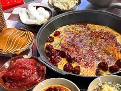 -赵美丽·重庆社区火锅·直营店(火车东站·中豪国际店)