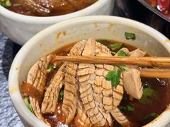 -城墙拐拐火锅(三峡广场黑金冠店)