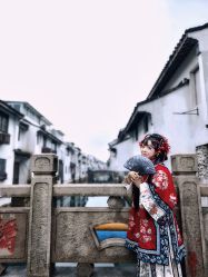 -一揽芳华汉服旗袍体验馆(拙政园店)
