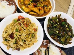 -建辉湖南土菜馆(南大街店)