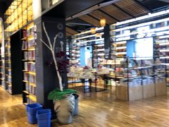 -新华书店(解放中路店)