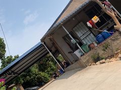 -陈岱后山窑鸡店