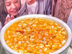 手剥虾仁蟹粉烩豆腐-苏帮袁Sue Cuisine(来福士店)