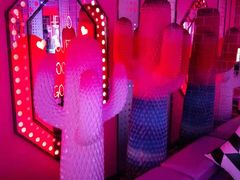-好乐迪(张扬路八佰伴店)