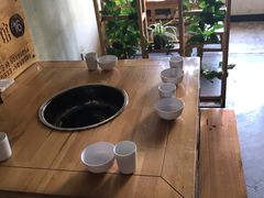 -大众跷脚牛肉馆·非遗传承单位(峨眉山店)