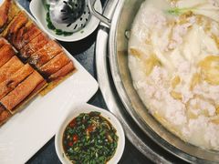 -老来福·非遗酸汤兔(凯旋路店)