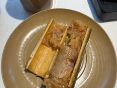 -刘姐啤酒鱼民族演艺餐厅(西街总店)