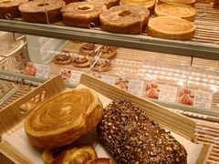 -好利来(八里庄店)