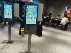 -麦当劳(中山公园龙之梦店)