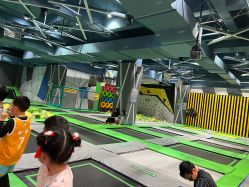-反弹蹦床公园·亲子乐园·团建·派对(尚品奥莱店)
