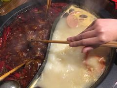 -黄潇洒老火锅(九眼桥宏济巷店)