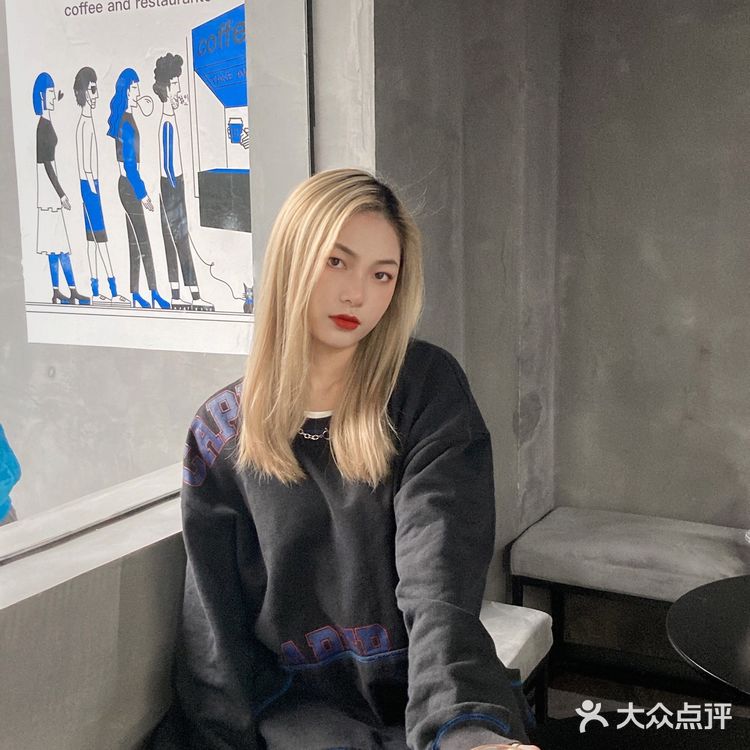 成都探店|一家超好出片的新店Cure Cafe&Bar