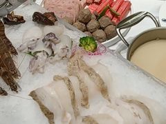 -红鼎豆捞·非遗鲍皇汤火锅(宝丰路店)