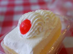 -红宝石·鲜奶小方·海派西点房(南丹店)